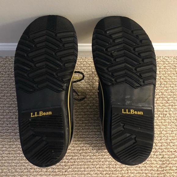L.L. Bean snow boots - Picture 2 of 3